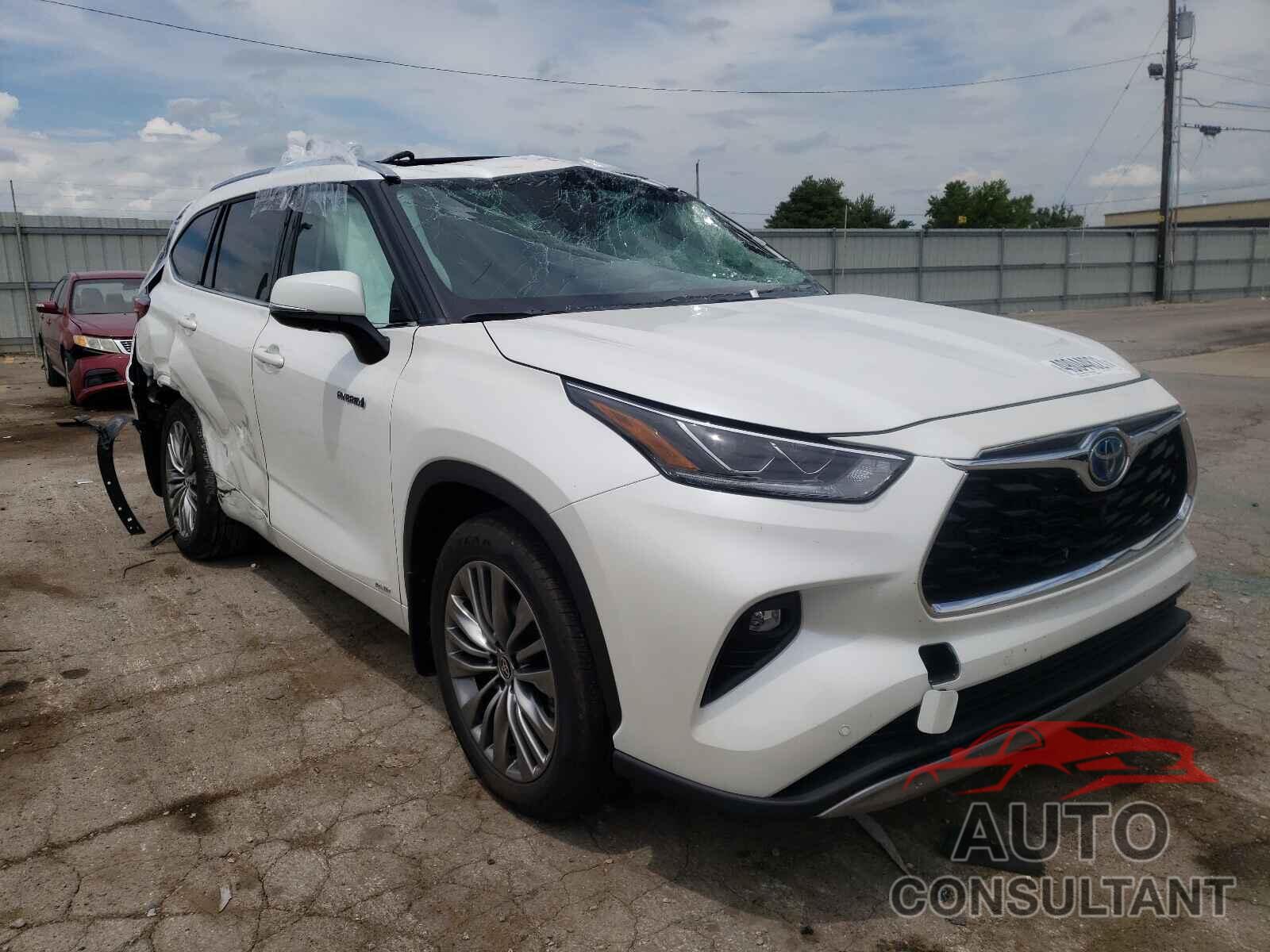 TOYOTA HIGHLANDER 2021 - 5TDEBRCH4MS049016