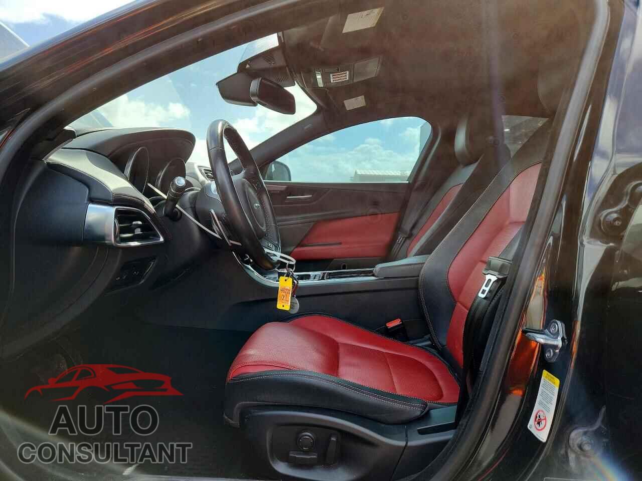 JAGUAR XE 2018 - SAJAF4FN5JCP38665