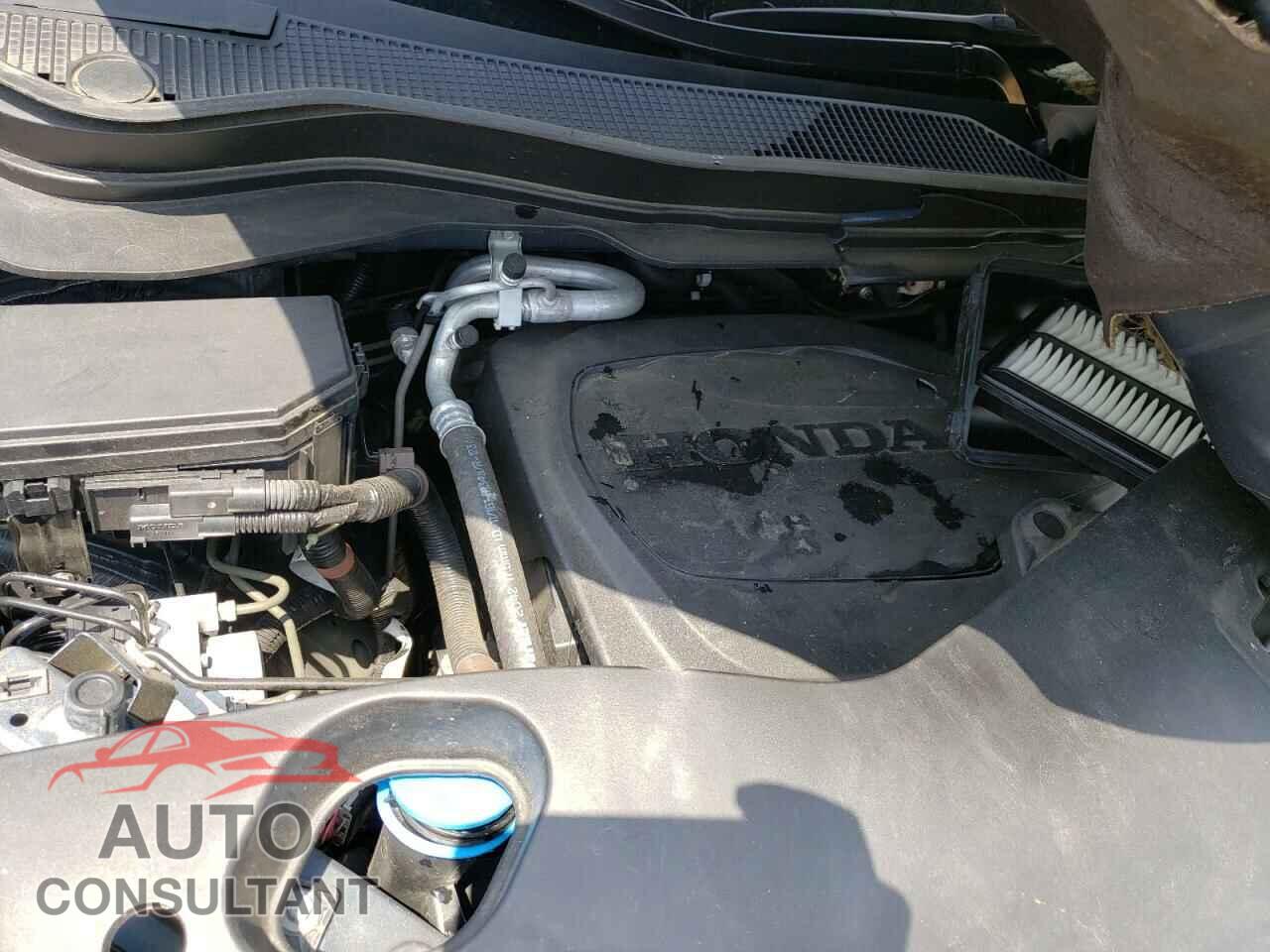HONDA PILOT 2017 - 5FNYF5H51HB040468