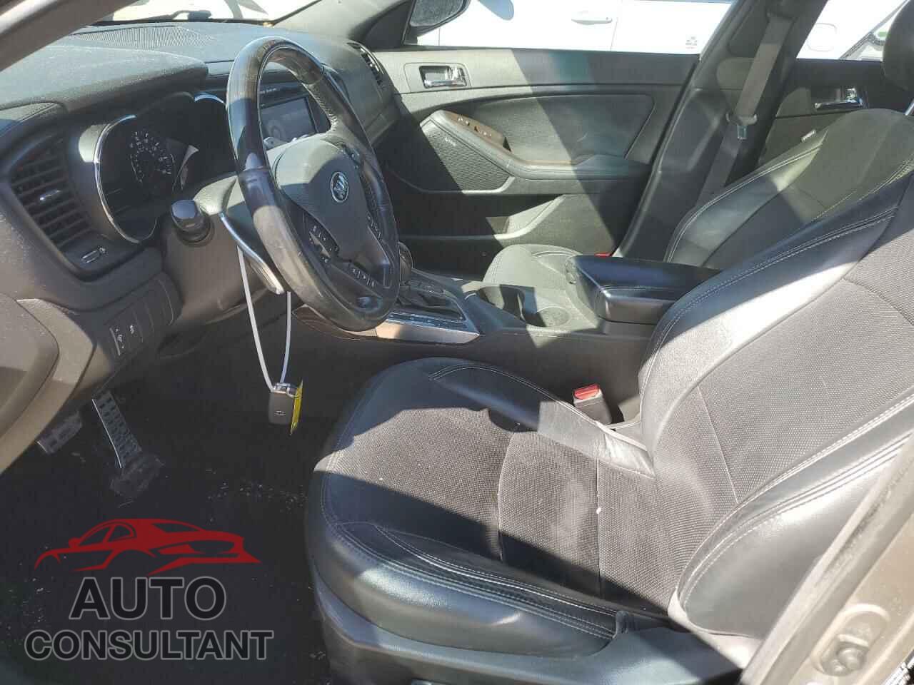 KIA OPTIMA 2013 - 5XXGR4A6XDG211323
