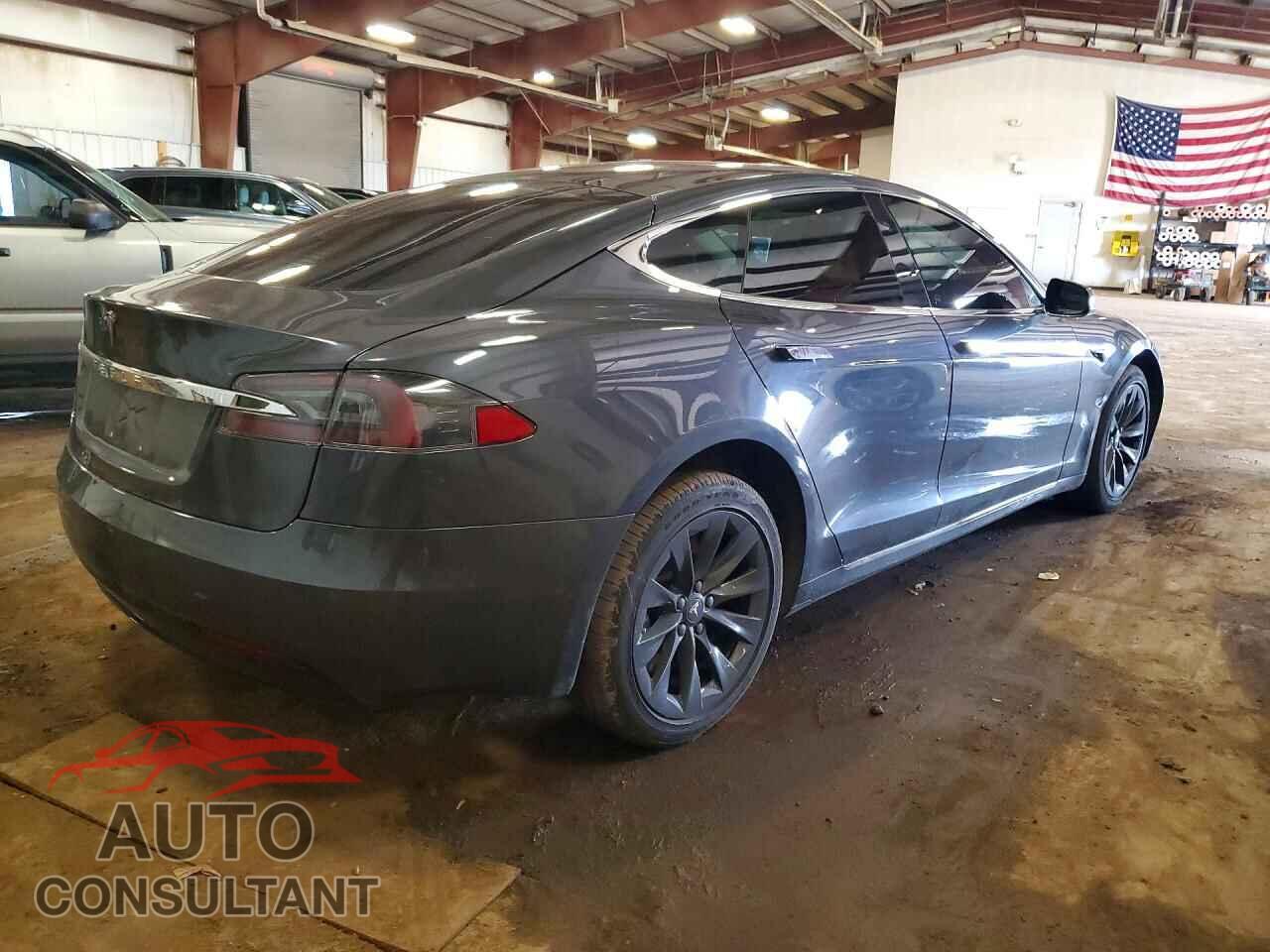 TESLA MODEL S 2018 - 5YJSA1E25JF285593