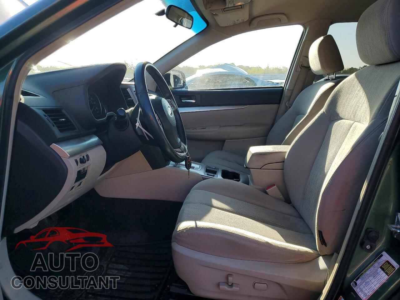 SUBARU OUTBACK 2013 - 4S4BRBCC1D3323084