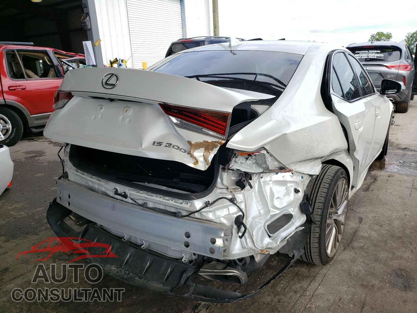 LEXUS IS 2017 - JTHBA1D27H5049295