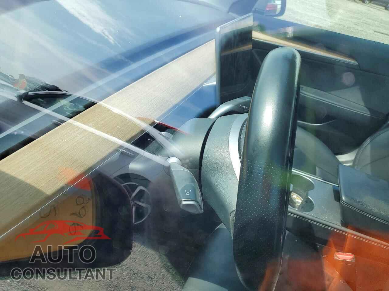 TESLA MODEL 3 2023 - 5YJ3E1EA9PF590524