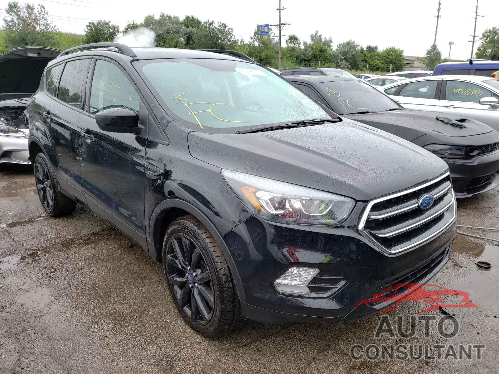 FORD ESCAPE 2017 - 1FMCU0GD6HUA59841