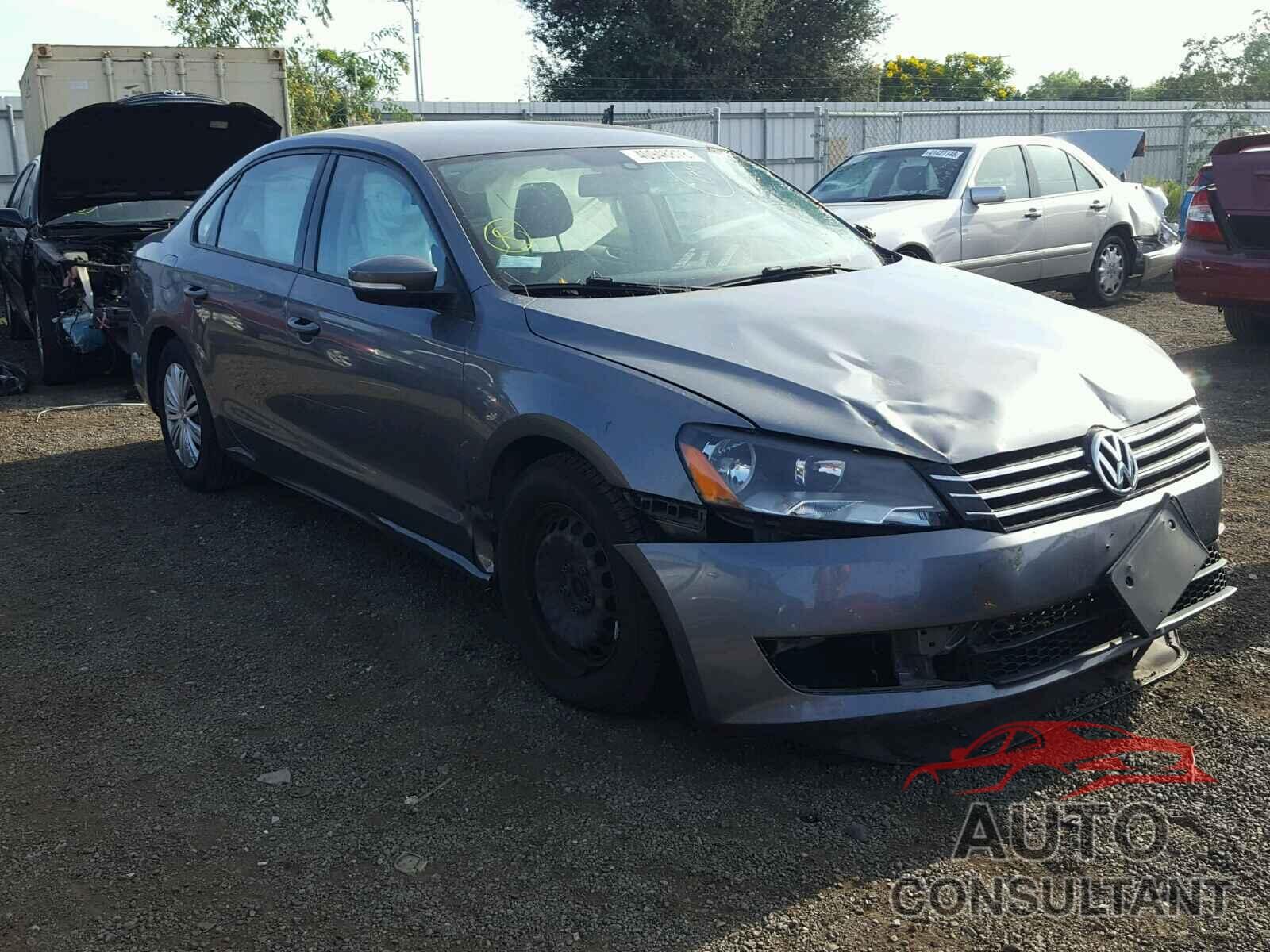 VOLKSWAGEN PASSAT 2015 - 1VWAT7A32FC075736
