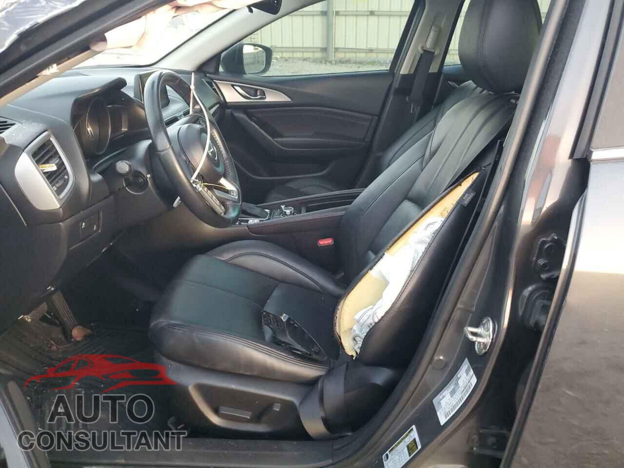MAZDA 3 2017 - 3MZBN1V77HM114623