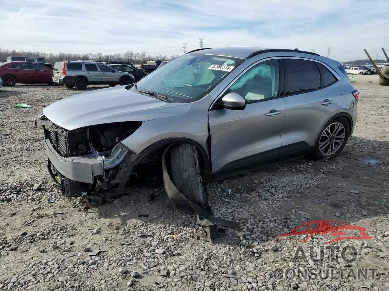 FORD ESCAPE 2021 - 1FMCU0H64MUA57631