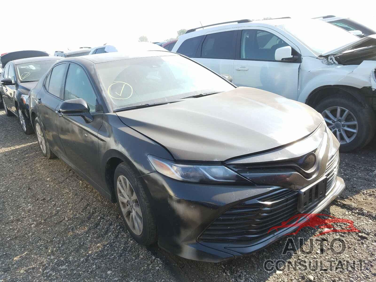 TOYOTA CAMRY 2018 - 4T1B11HKXJU676740