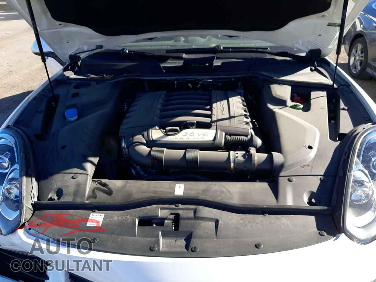 PORSCHE CAYENNE 2017 - WP1AA2A25HKA88121