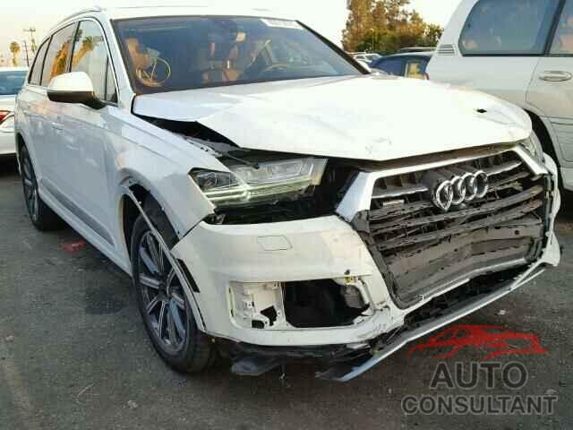AUDI Q7 2017 - WA1LAAF78HD025277