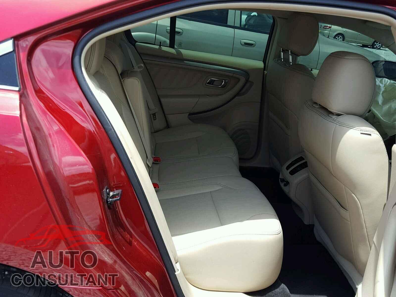 FORD TAURUS 2015 - 1FAHP2E82FG137536