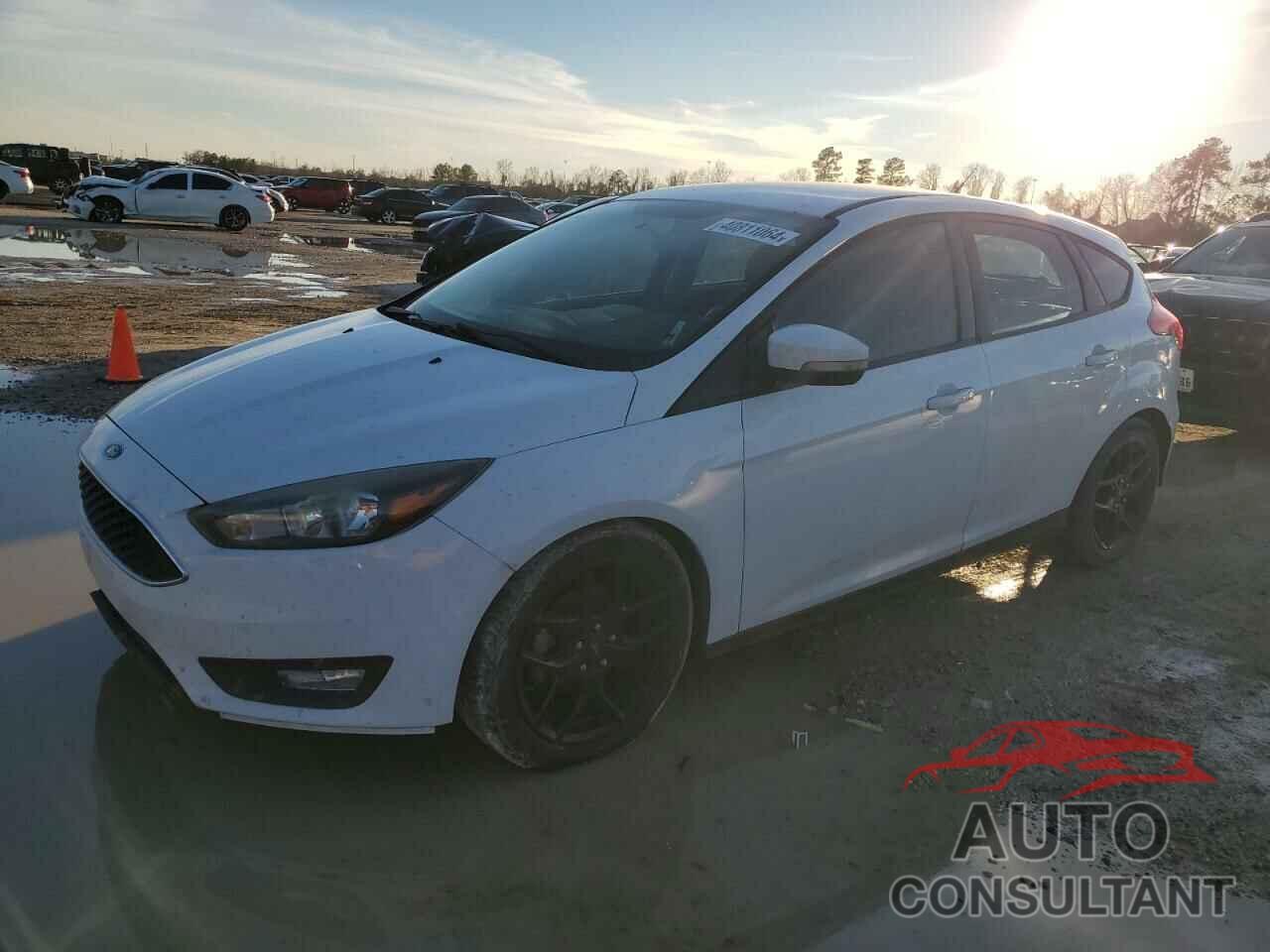 FORD FOCUS 2016 - 1FADP3K22GL277552