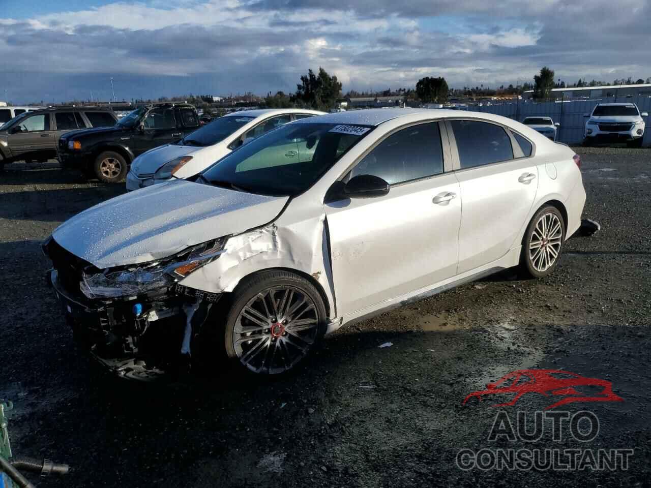 KIA FORTE 2023 - 3KPF44AC6PE638849