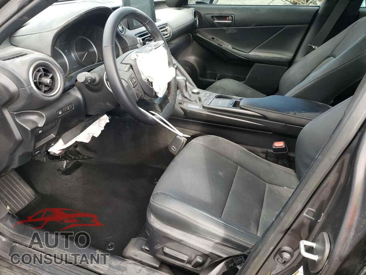 LEXUS IS 2022 - JTHAA1D25N5121599