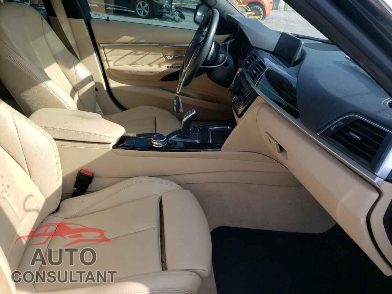 BMW 3 SERIES 2016 - WBA8E9G58GNU28001