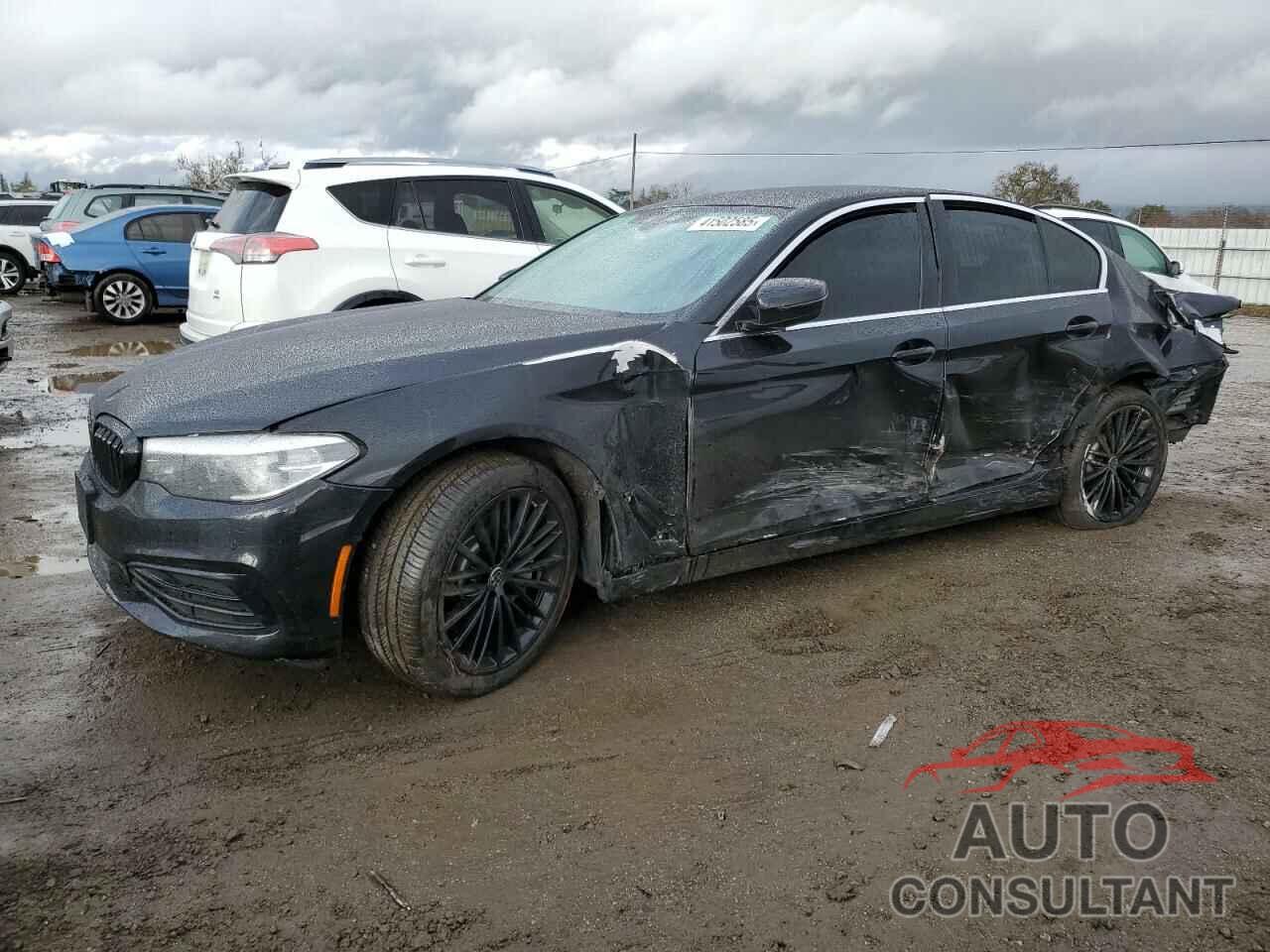 BMW 5 SERIES 2019 - WBAJA5C52KWW13904