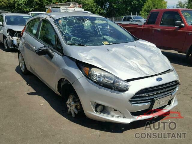 FORD FIESTA SE 2015 - 3FADP4EJ2FM181927