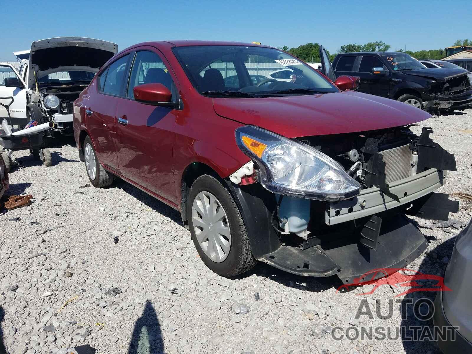 NISSAN VERSA 2018 - 3N1CN7AP6JL818178