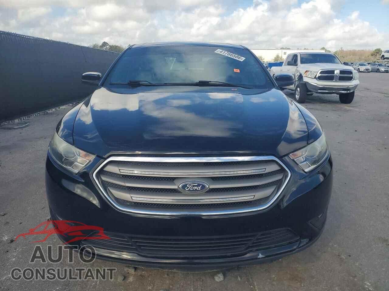 FORD TAURUS 2017 - 1FAHP2E83HG112020