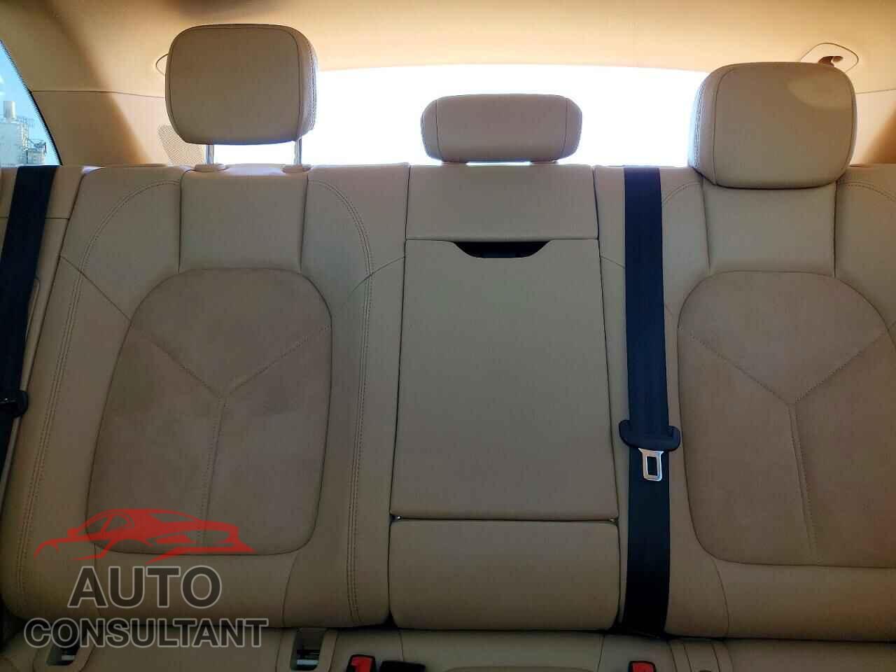 PORSCHE MACAN 2017 - WP1AA2A5XHLB01367