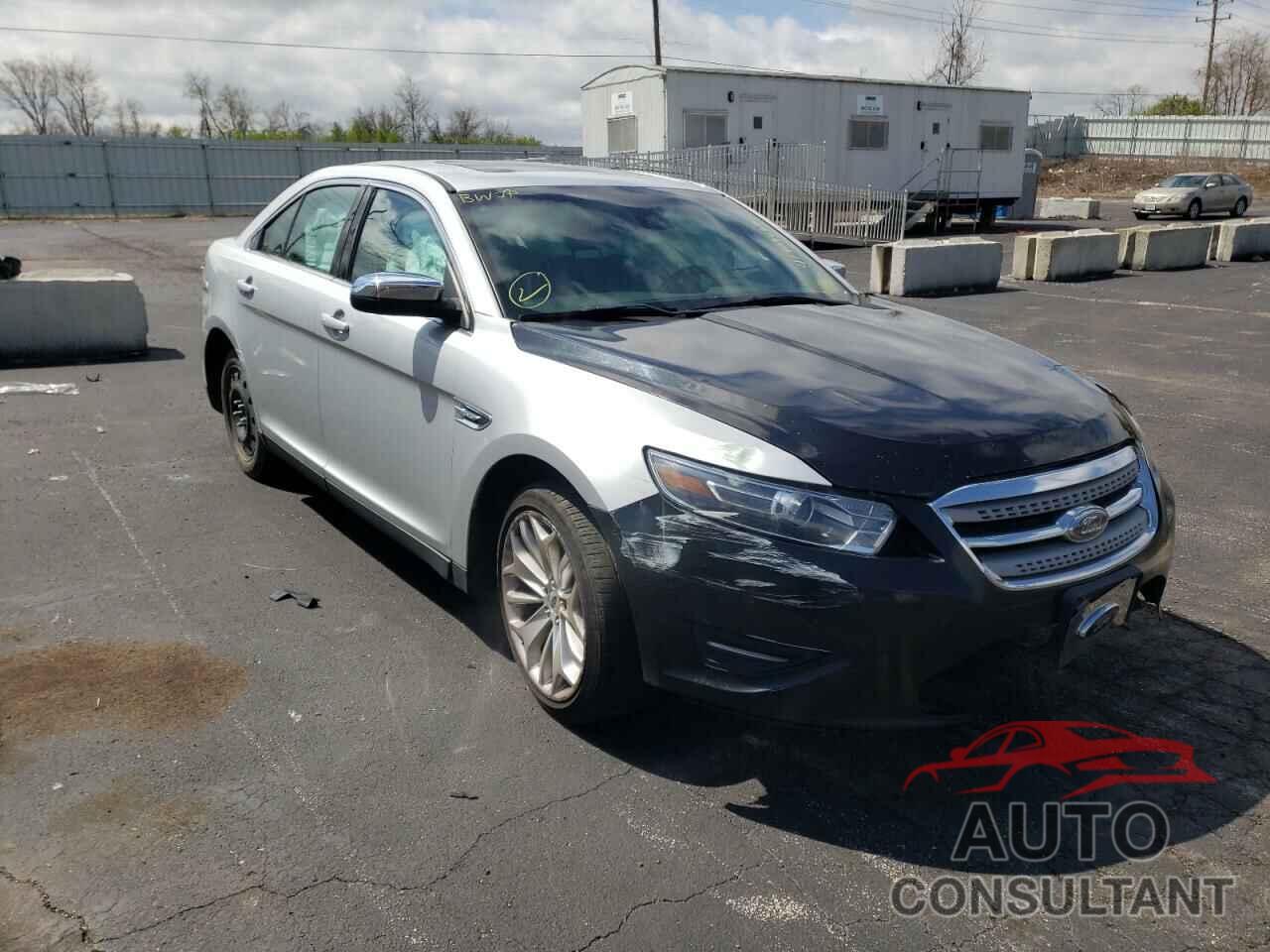 FORD TAURUS 2017 - 1FAHP2F83HG114820