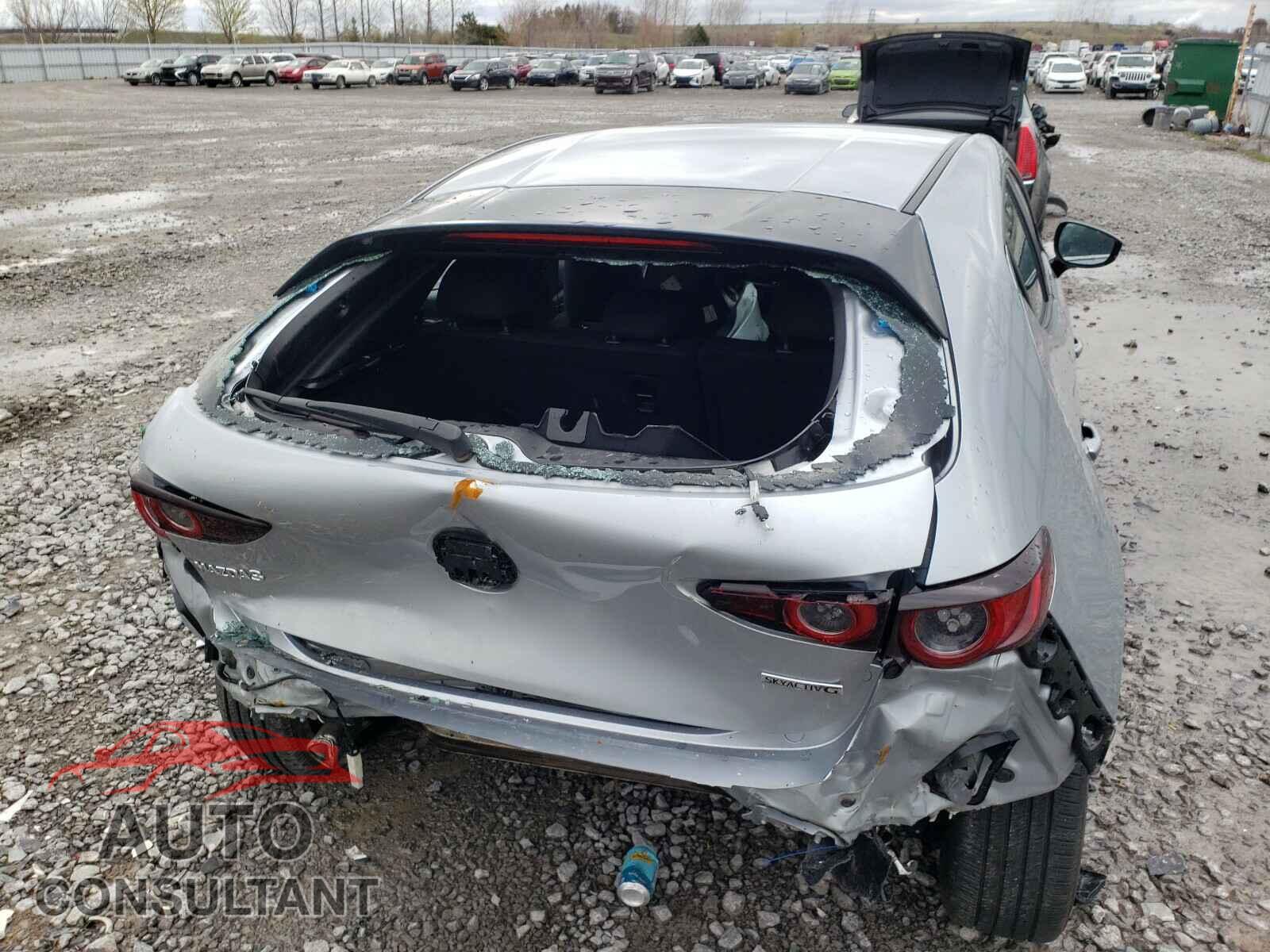 MAZDA 3 2019 - JM1BPAK79K1129906