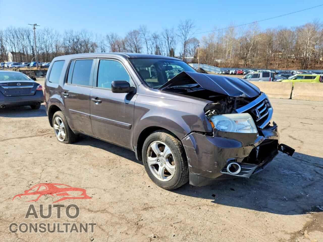 HONDA PILOT 2013 - 5FNYF4H56DB045900