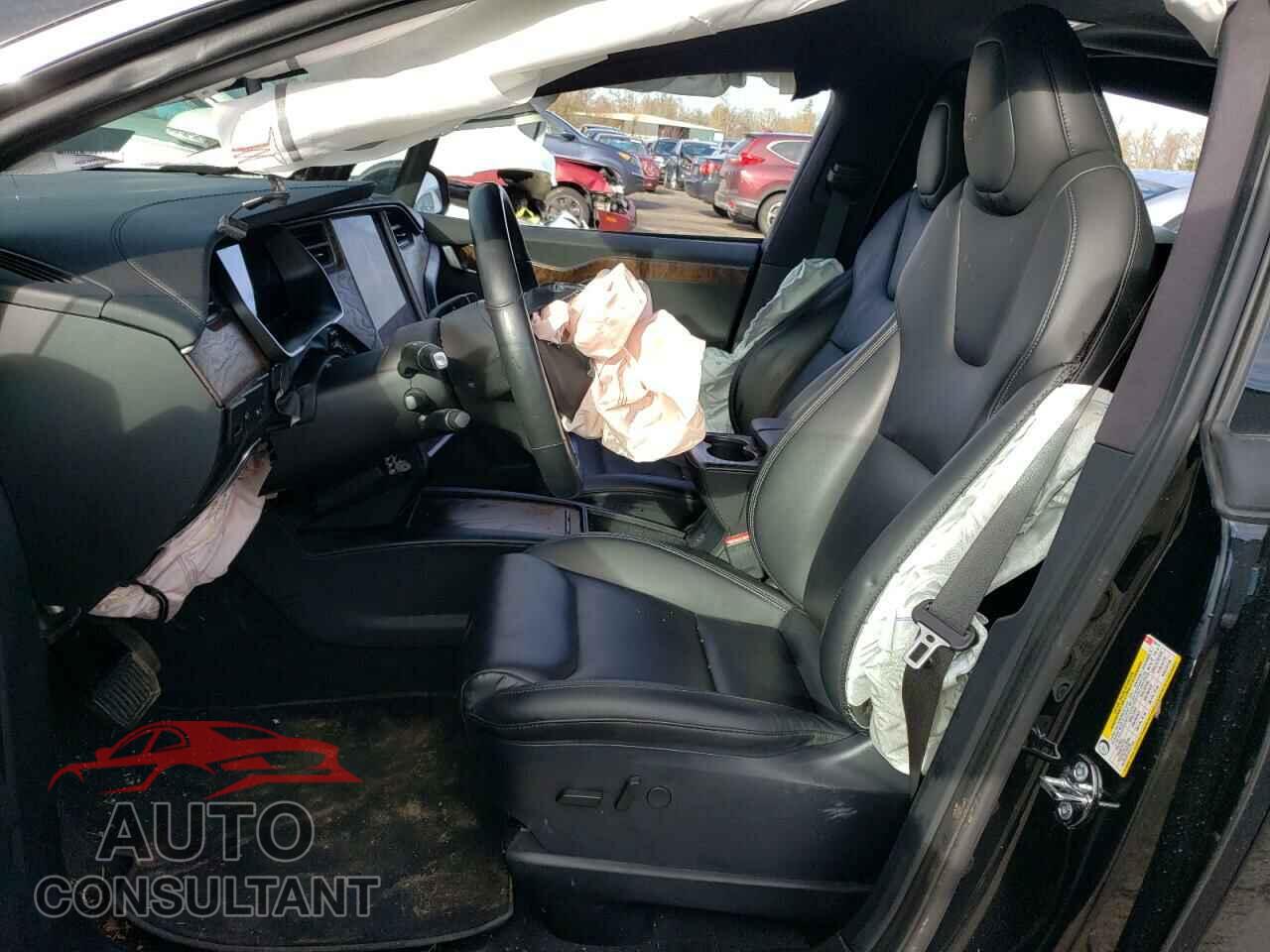 TESLA MODEL X 2020 - 5YJXCAE29LF238117