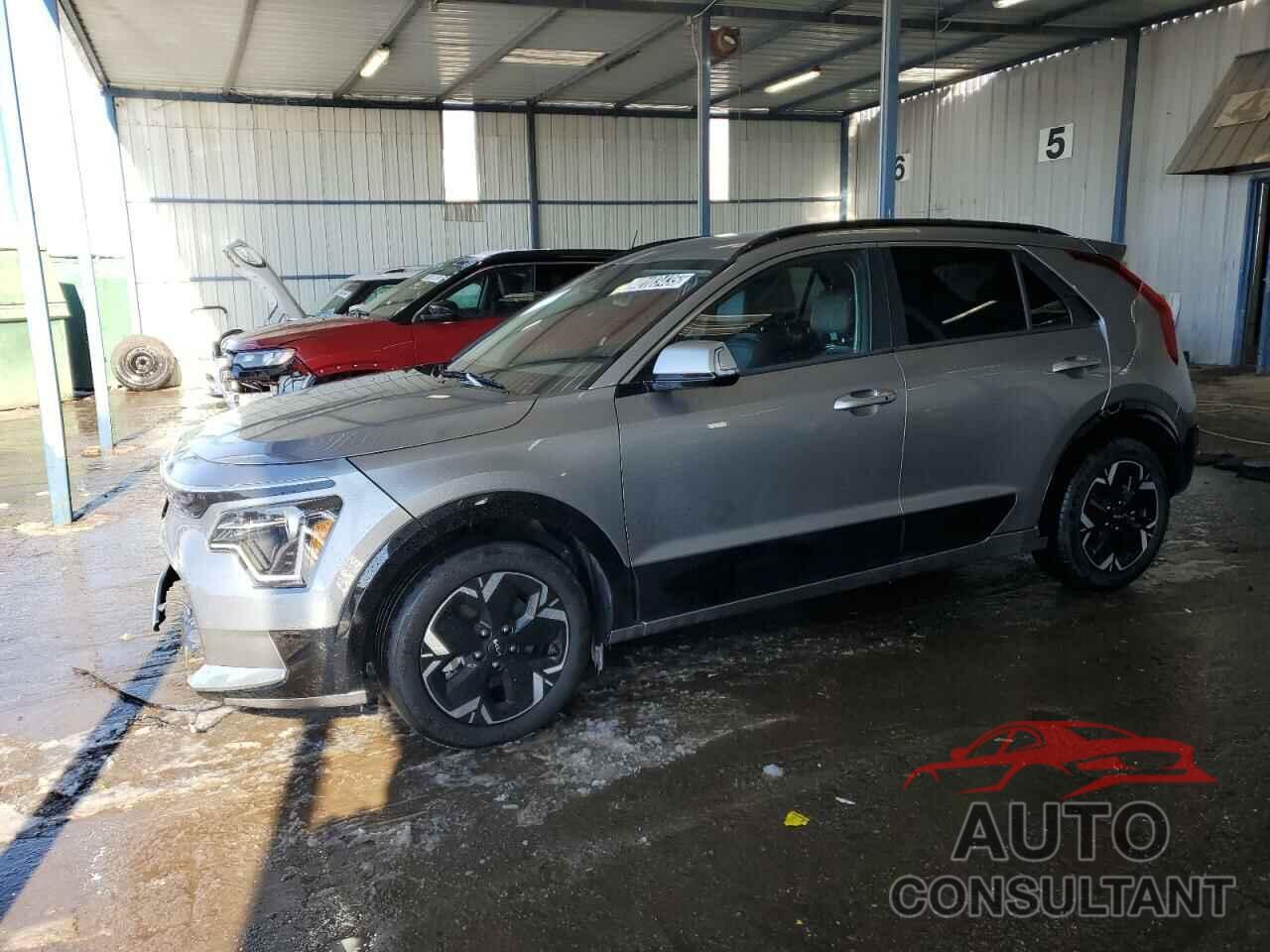 KIA NIRO WIND 2023 - KNDCR3L11P5072654