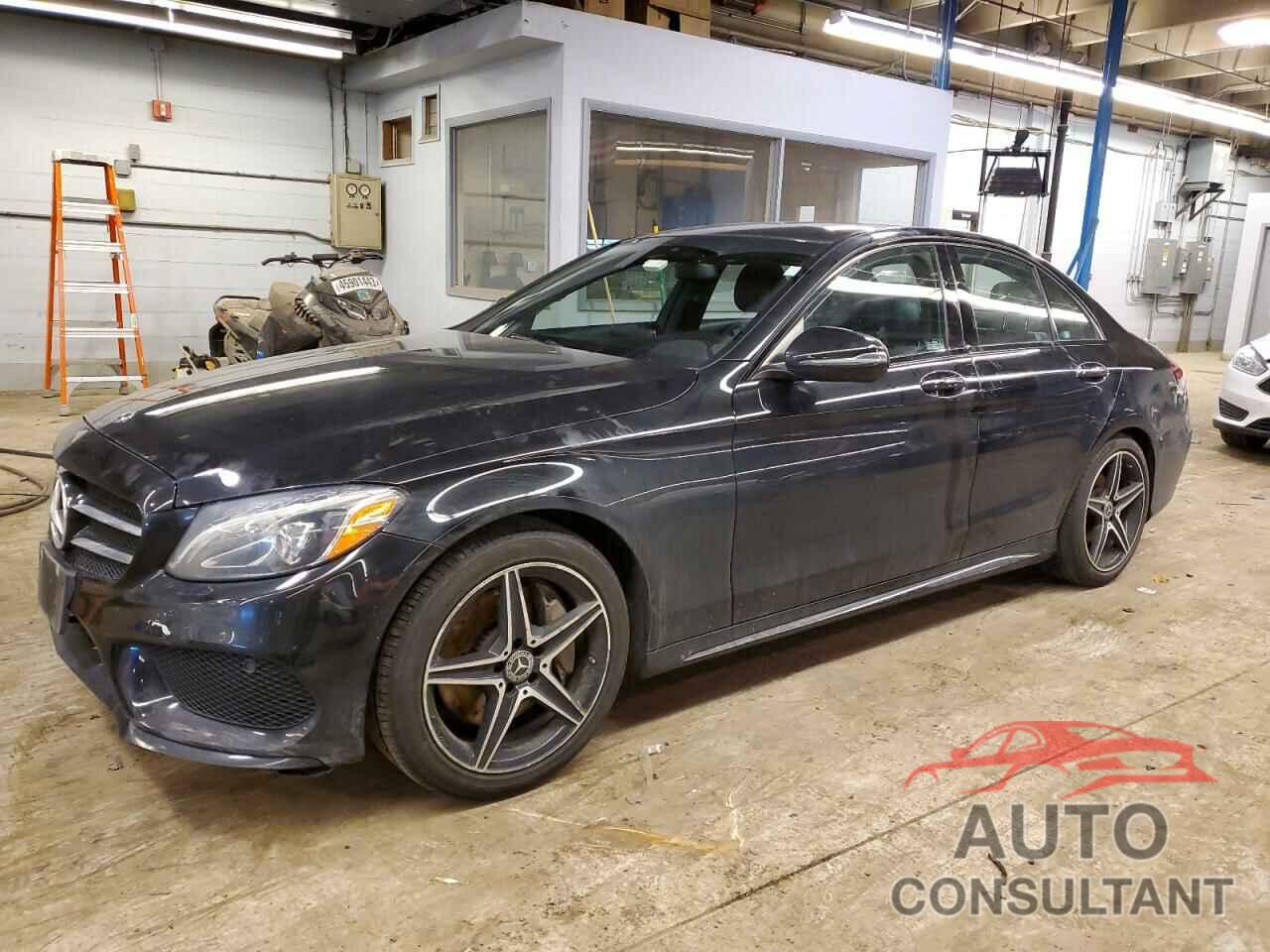 MERCEDES-BENZ C-CLASS 2018 - 55SWF4KB5JU235199