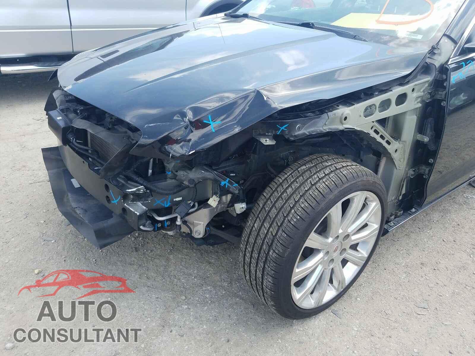 CADILLAC ATS 2014 - 1G6AM5SX2E0116164