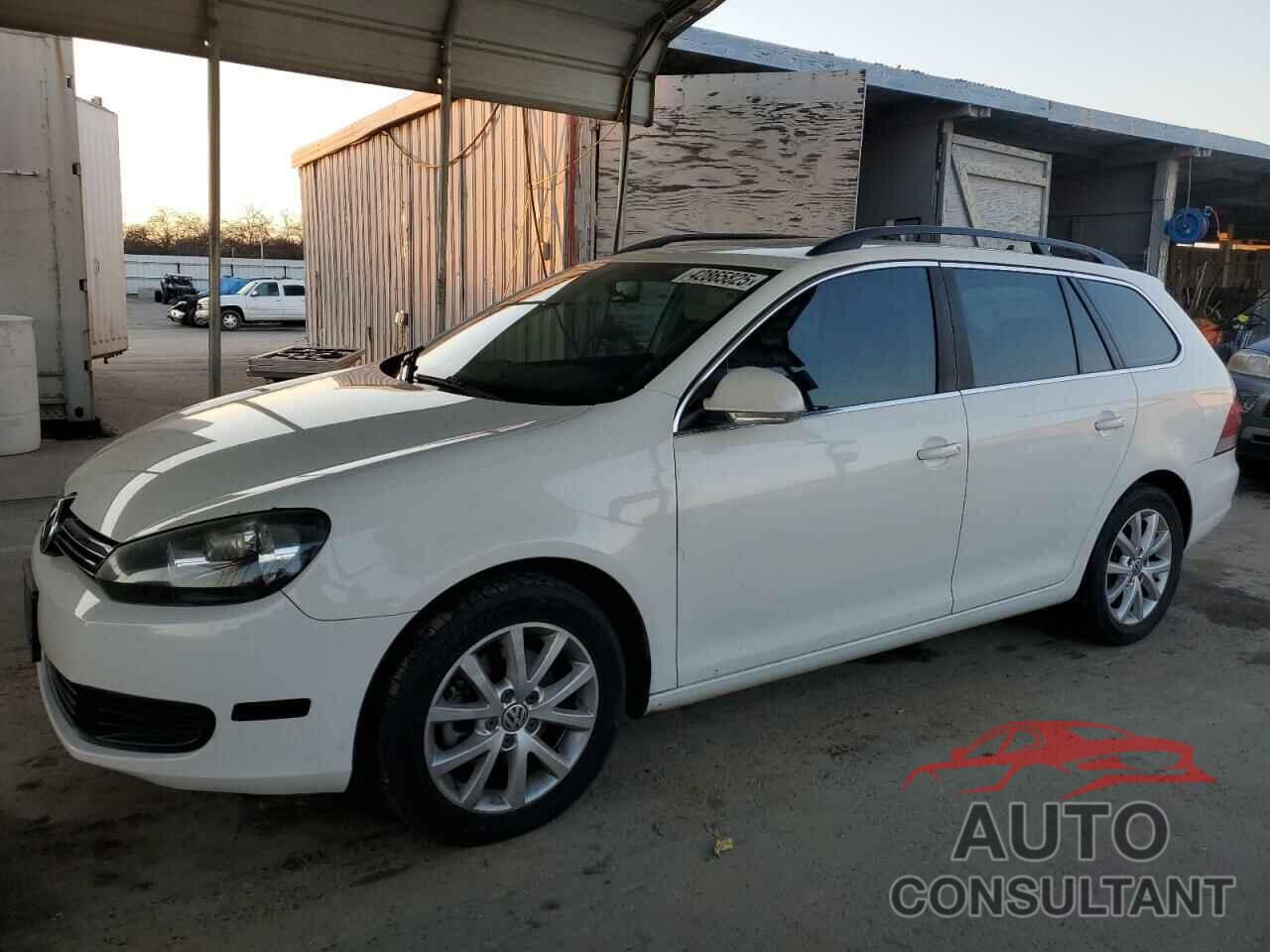 VOLKSWAGEN JETTA 2010 - 3VWTZ7AJ0AM653216