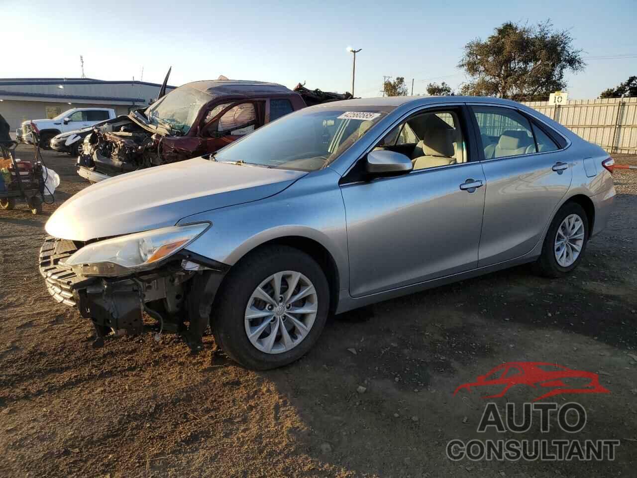 TOYOTA CAMRY 2015 - 4T4BF1FK2FR483953