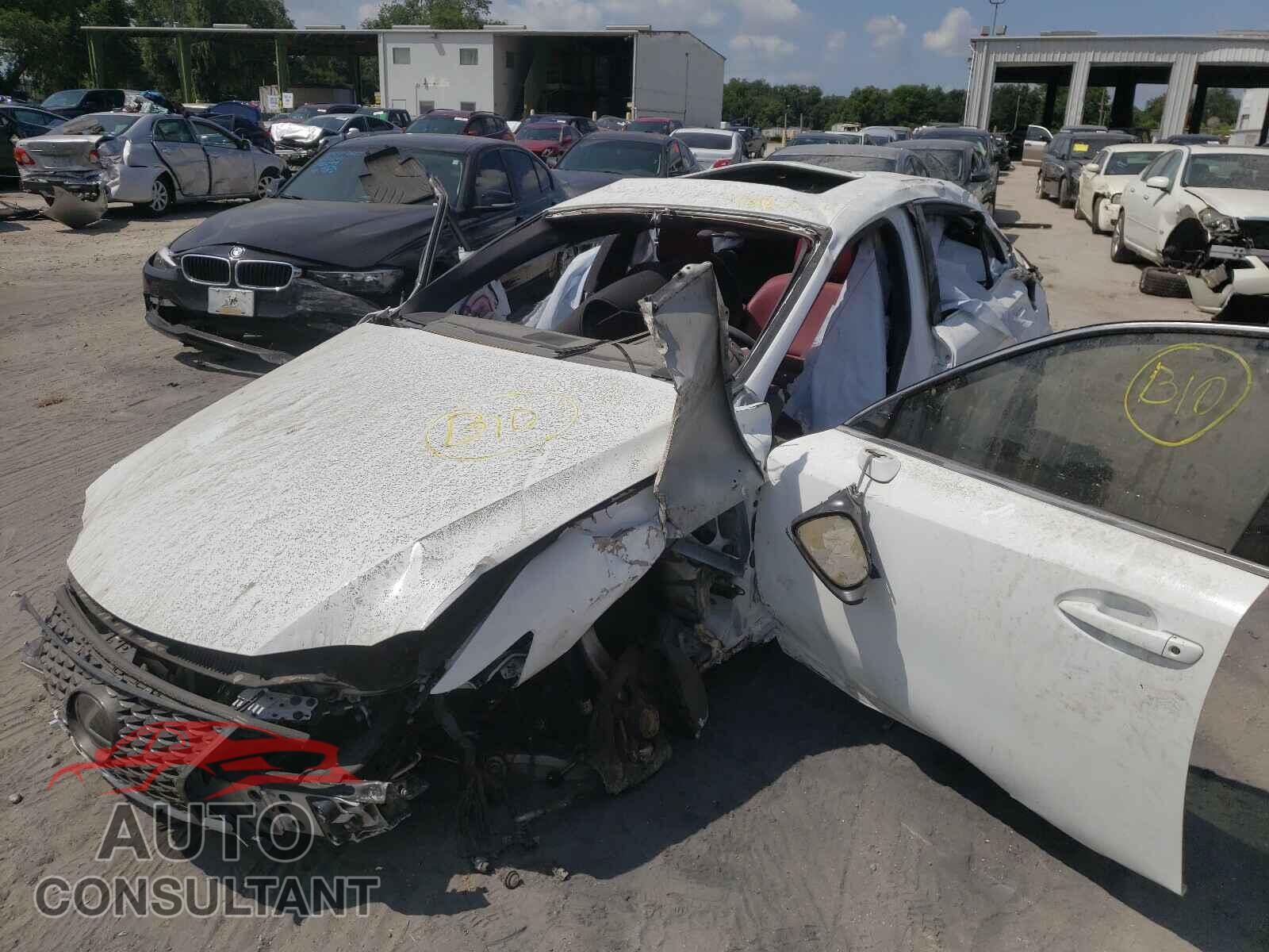 LEXUS IS 2017 - JTHBA1D23H5052288