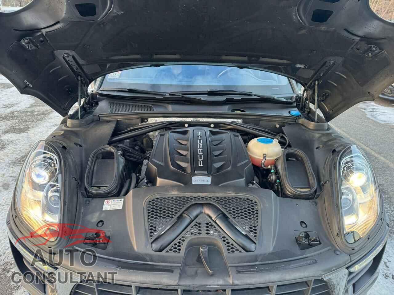 PORSCHE MACAN 2015 - WP1AB2A56FLB59454