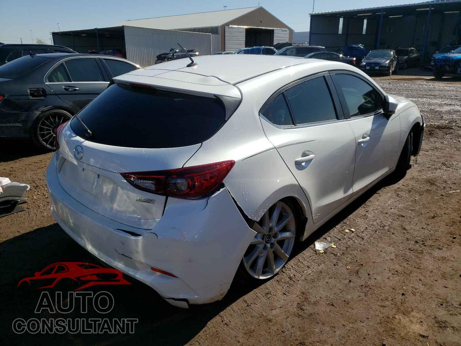 MAZDA 3 2017 - 3MZBN1L33HM127787
