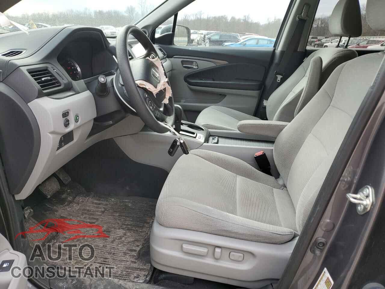 HONDA PILOT 2016 - 5FNYF6H49GB045185