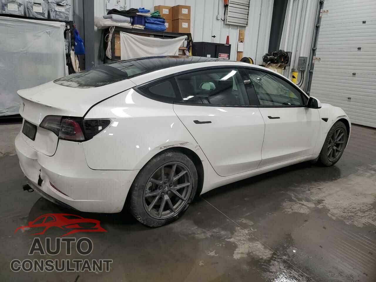 TESLA MODEL 3 2021 - 5YJ3E1EA5MF057985