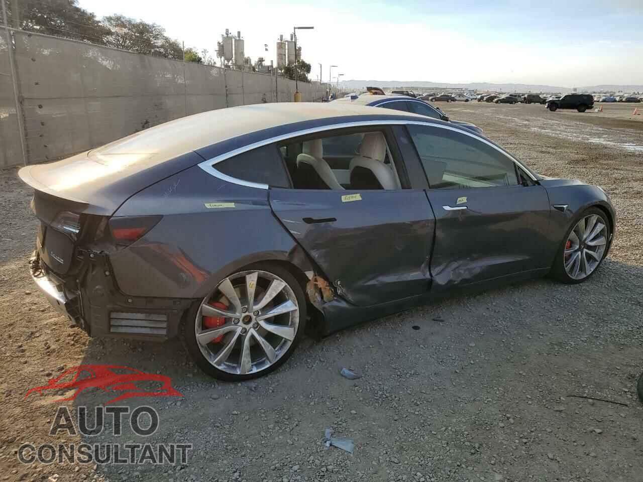 TESLA MODEL 3 2019 - 5YJ3E1EB0KF238370