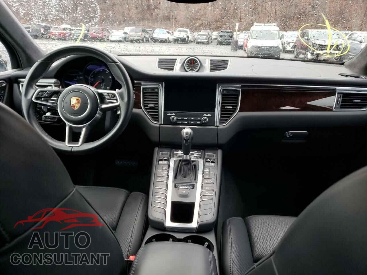 PORSCHE MACAN 2017 - WP1AF2A57HLB61074