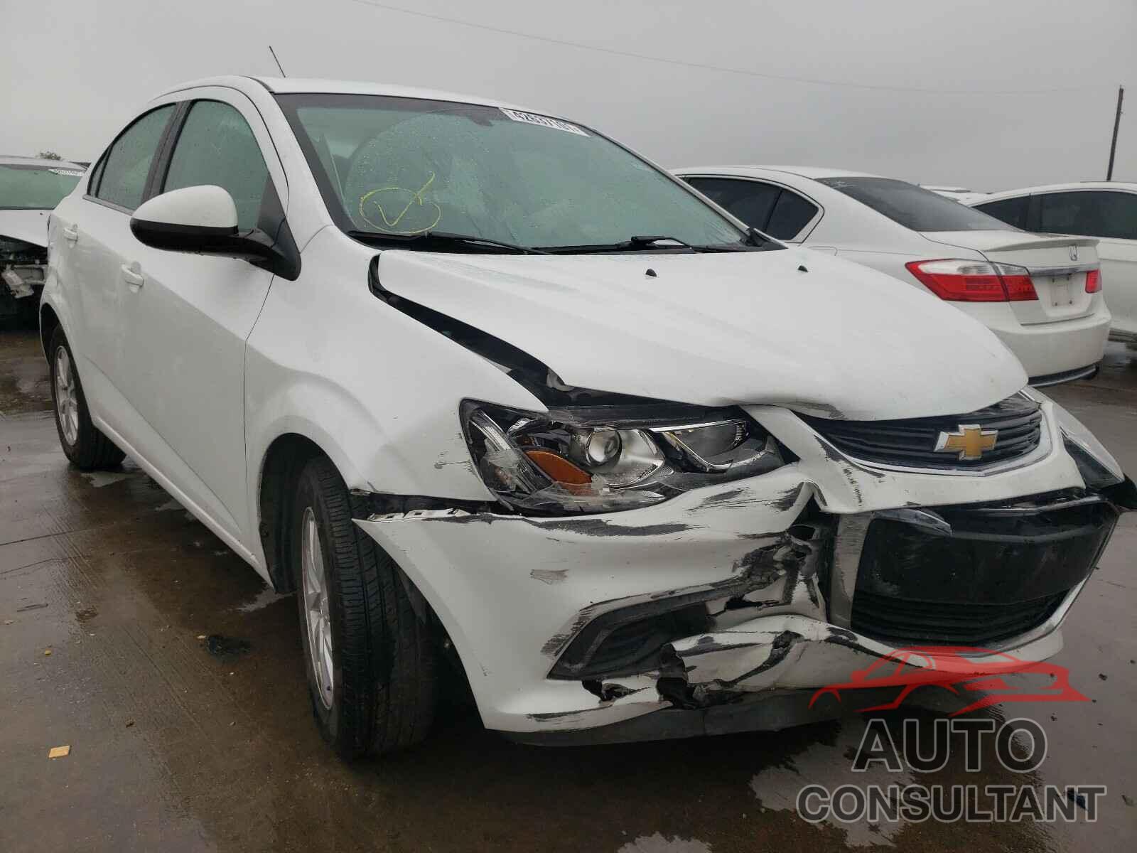 CHEVROLET SONIC 2017 - 1G1JD5SH6H4134792