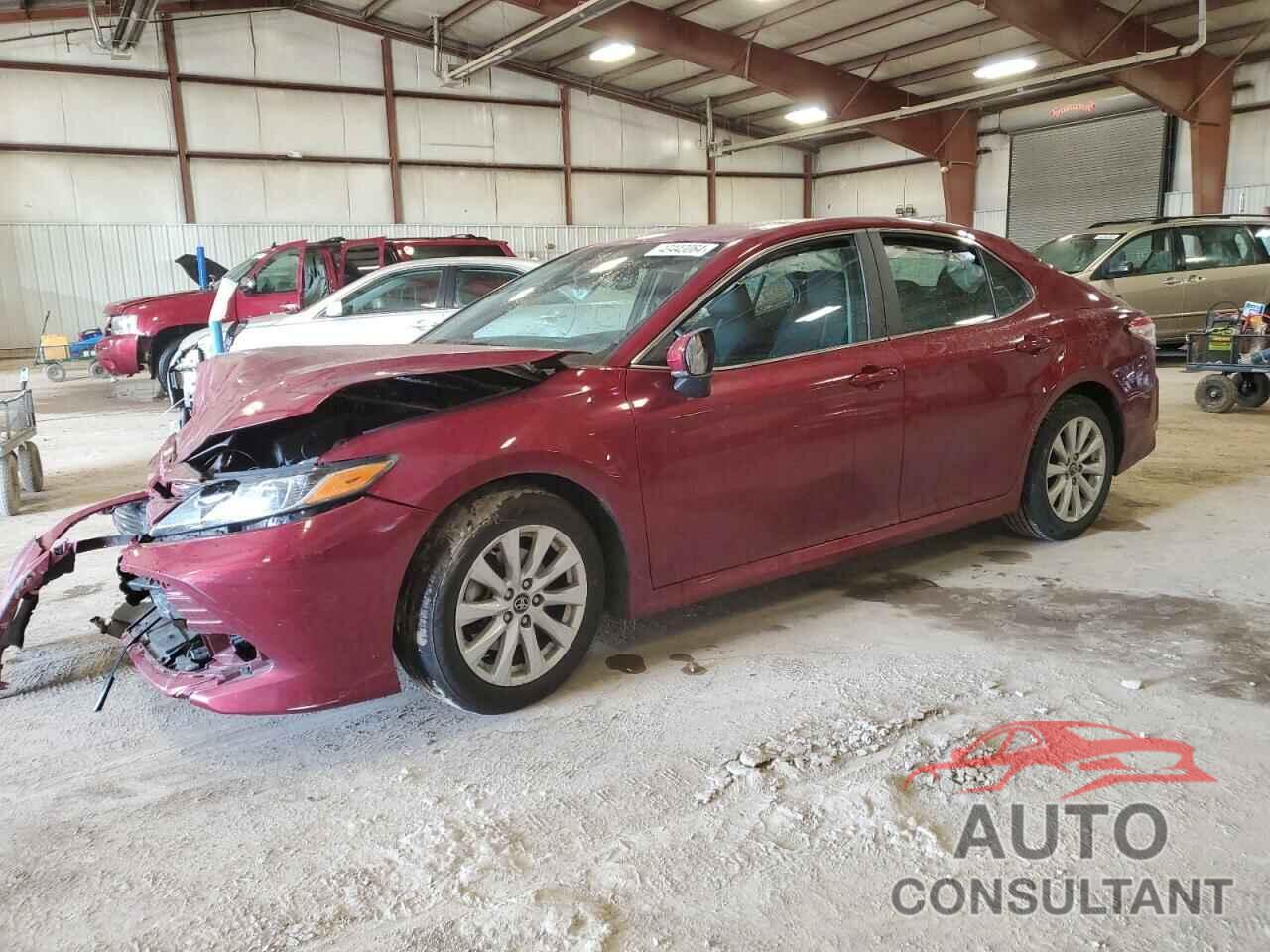 TOYOTA CAMRY 2018 - 4T1B11HK9JU631207