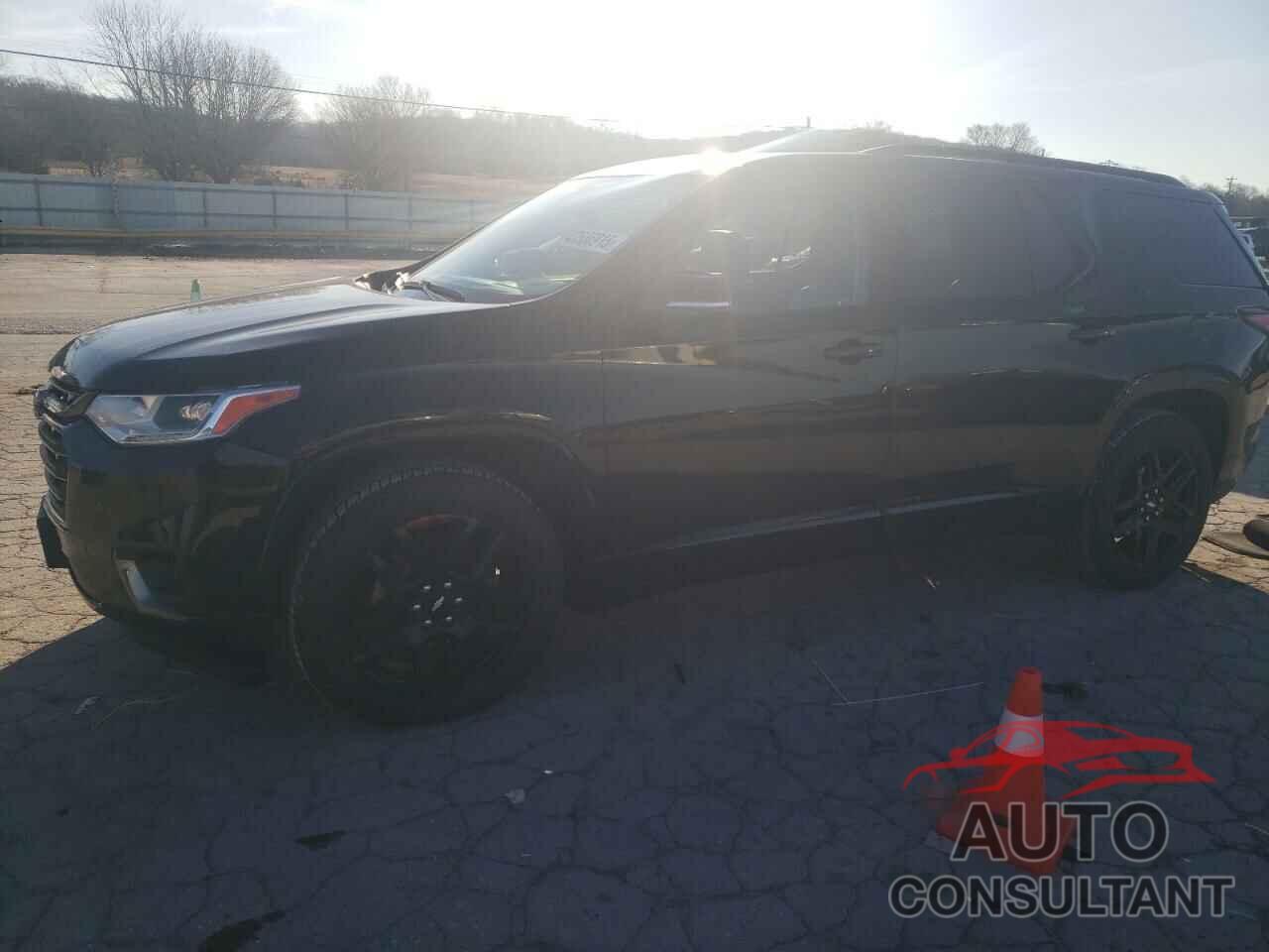 CHEVROLET TRAVERSE 2018 - 1GNEVJKW4JJ111281