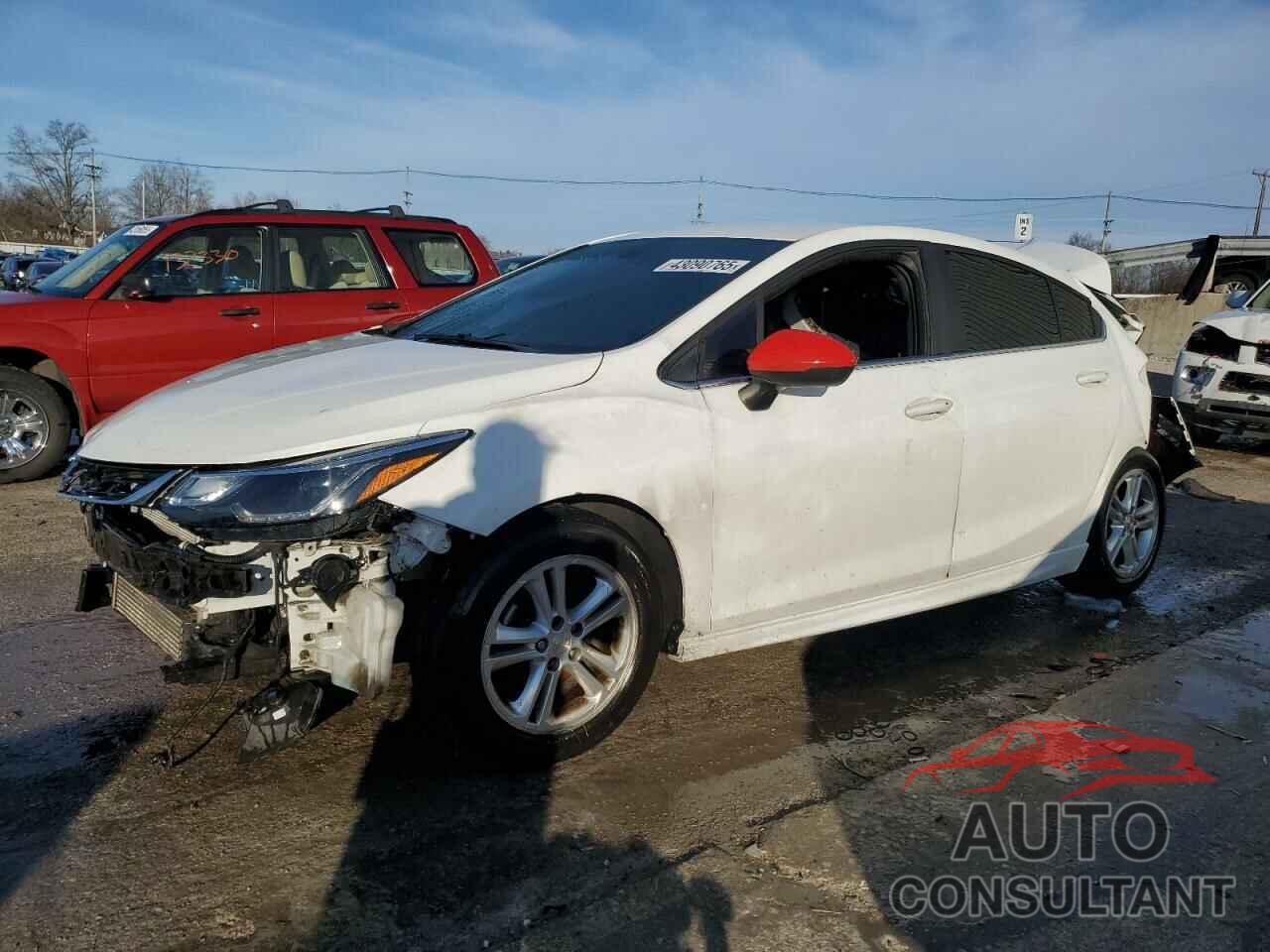 CHEVROLET CRUZE 2018 - 3G1BE6SM5JS654069