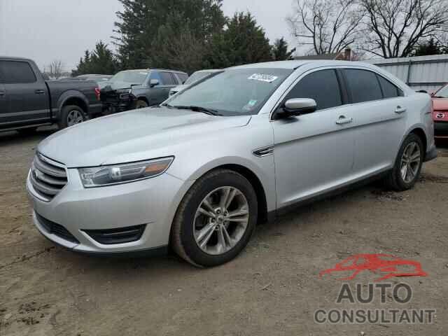 FORD TAURUS 2018 - 1FAHP2E8XJG123571