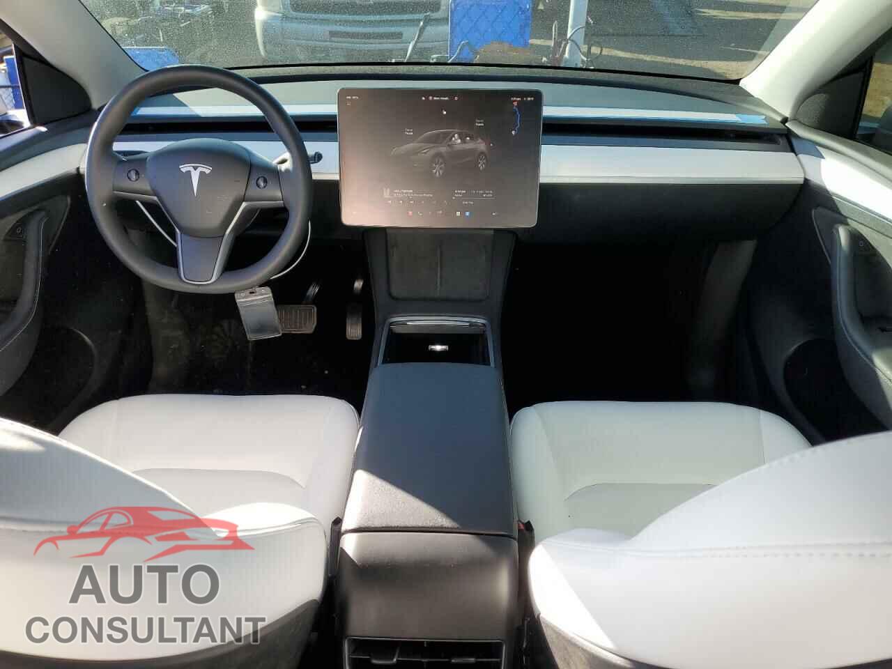 TESLA MODEL Y 2023 - 7SAYGAEE7PF798438