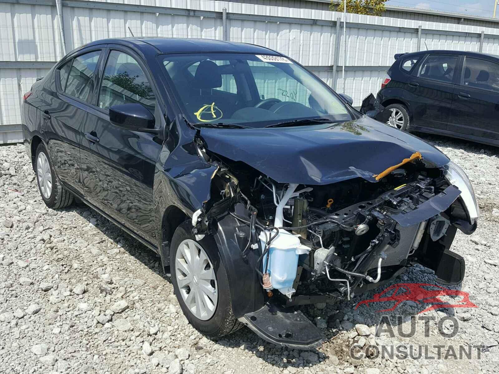 NISSAN VERSA 2018 - 3N1CN7AP7JL855403