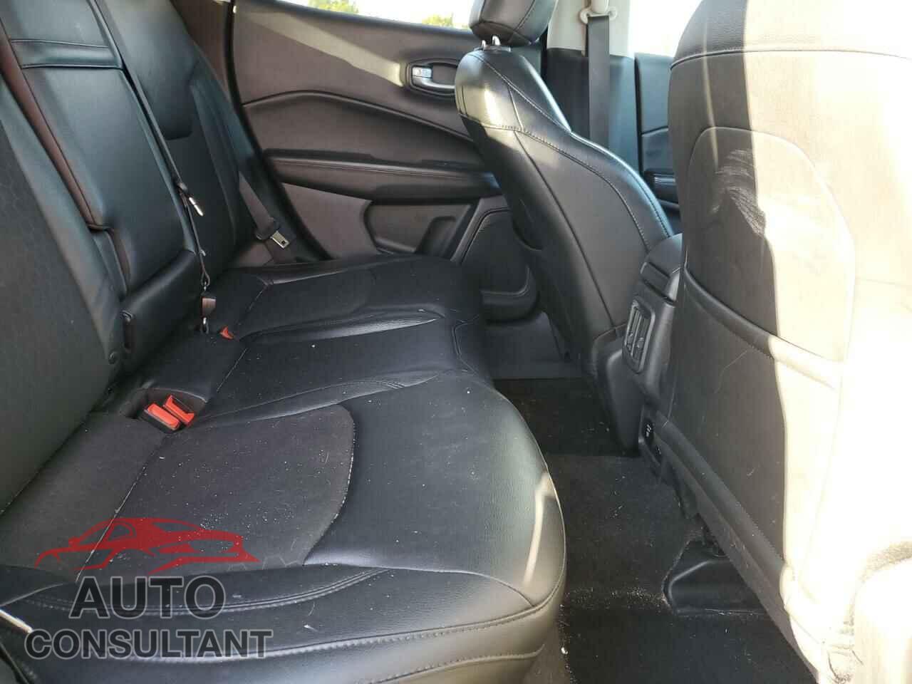 JEEP COMPASS 2018 - 3C4NJCBB0JT486624