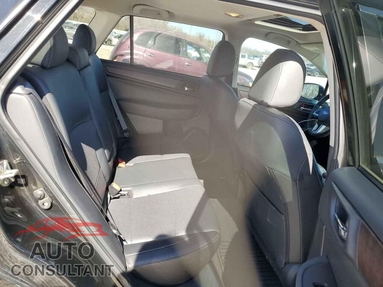 SUBARU OUTBACK 2017 - 4S4BSENC2H3306206